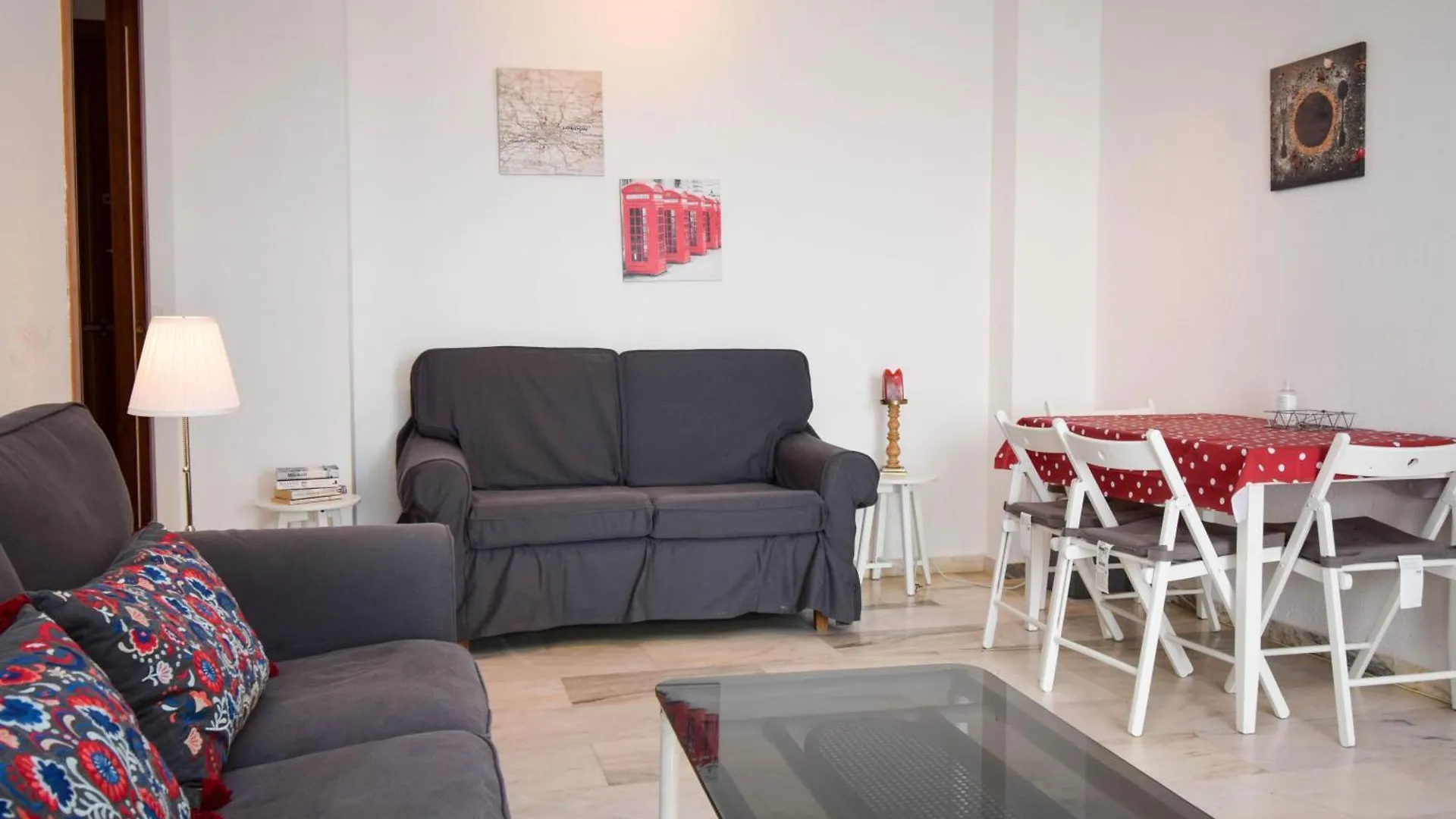 Ref 257 Apartamento En Primera Linea De Playa Con Impresionantes Vistas Al Mediterraneo Fuengirola